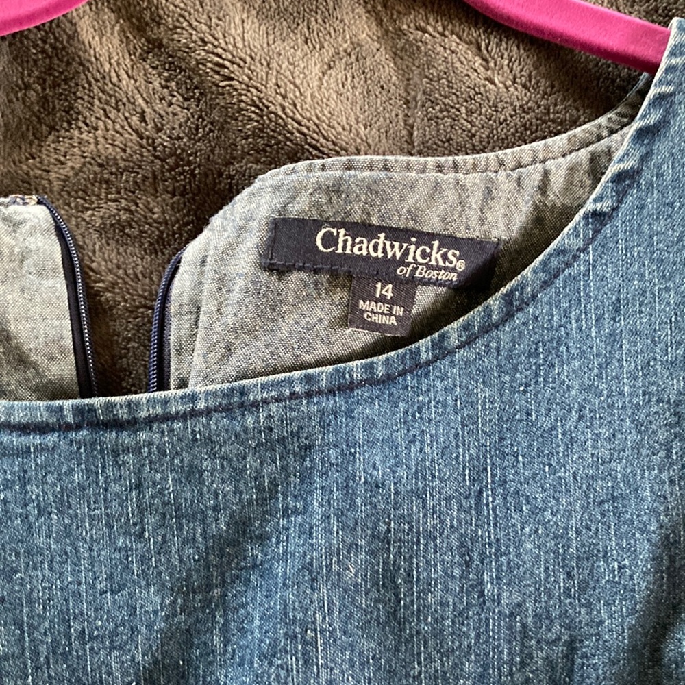 Sleeveless denim/jean dress